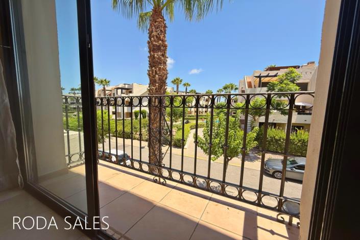 Image No.17-2 Bed Townhouse for sale