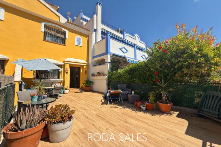 Image No.1-2 Bed Townhouse for sale
