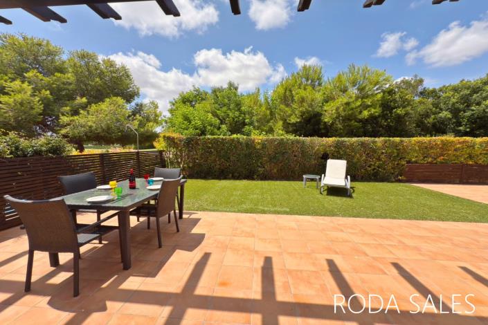 Image No.27-3 Bed Villa / Detached for sale