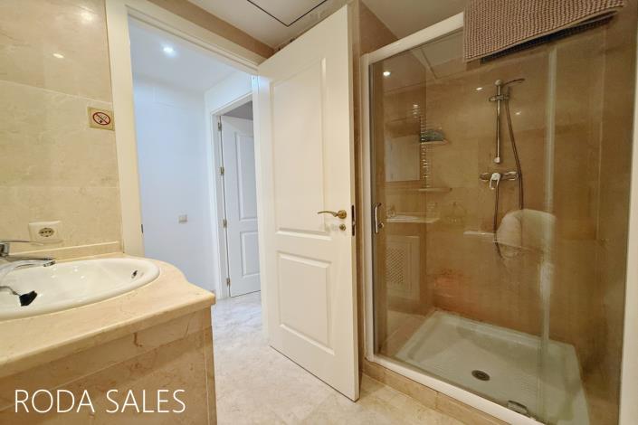 Image No.7-Appartement de 2 chambres à vendre à Roda Golf