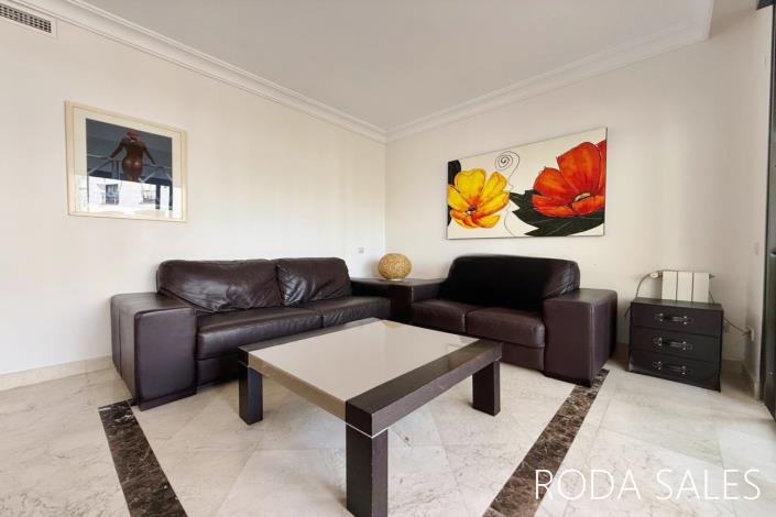 Image No.24-3 Bed Apartment for sale