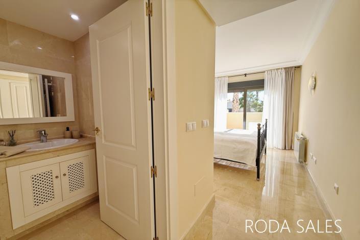 Image No.17-2 Bed Apartment for sale