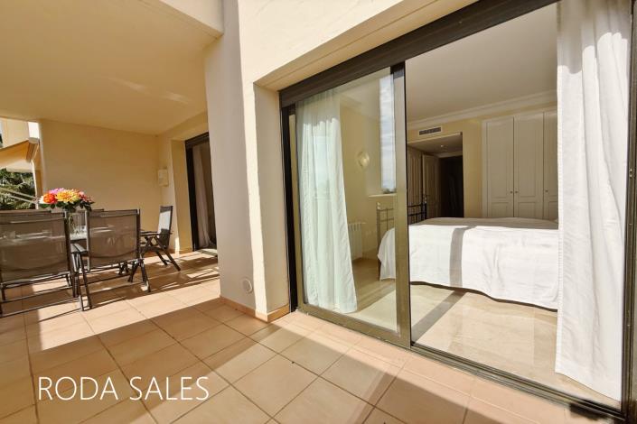 Image No.25-2 Bed Apartment for sale