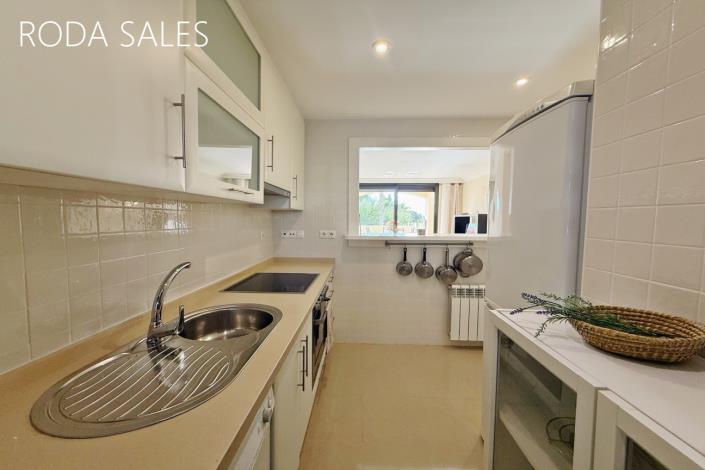 Image No.4-2 Bed Apartment for sale