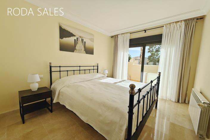 Image No.20-2 Bed Apartment for sale