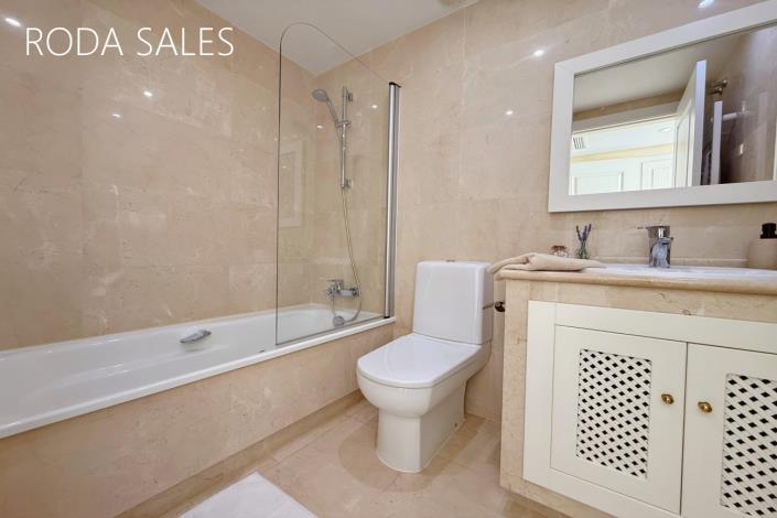 Image No.18-2 Bed Apartment for sale