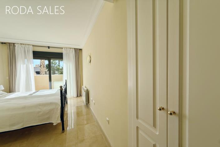 Image No.21-2 Bed Apartment for sale