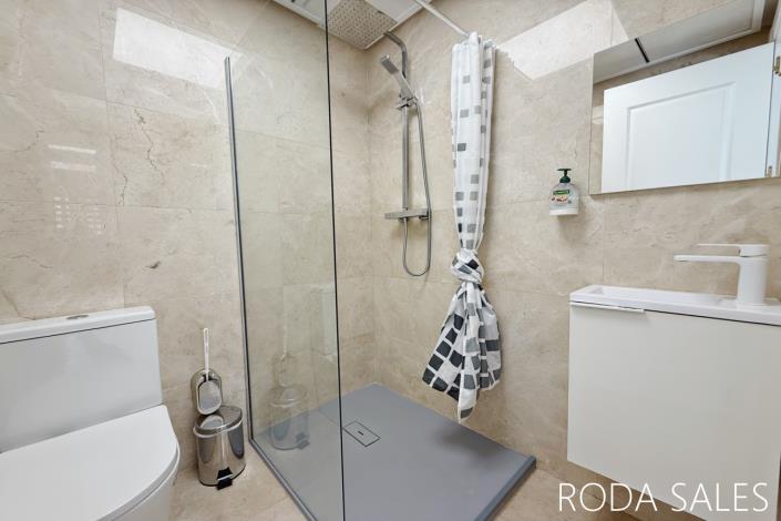 Image No.11-3 Bed Apartment for sale