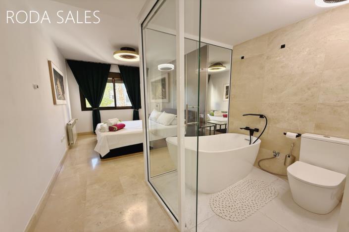 Image No.17-3 Bed Apartment for sale