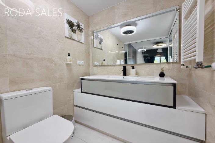 Image No.21-3 Bed Apartment for sale