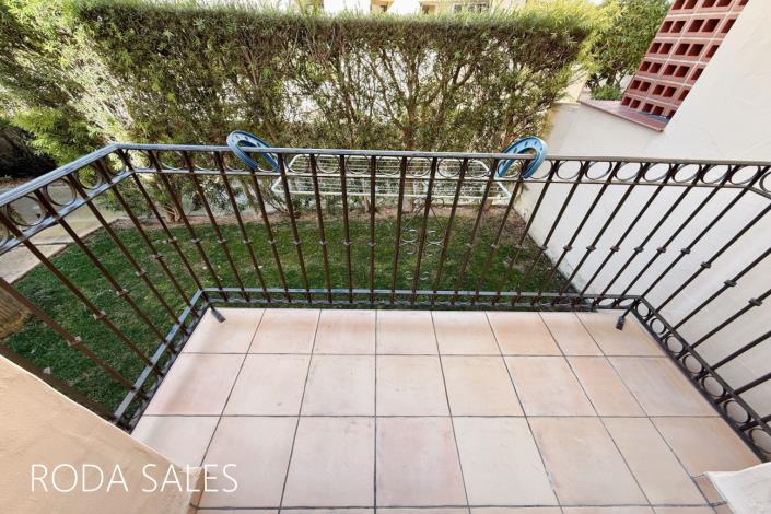 Image No.14-3 Bed Townhouse for sale