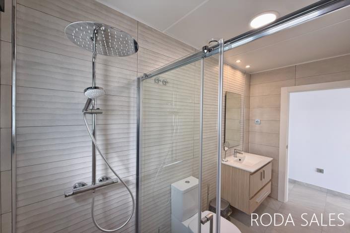 Image No.17-3 Bed Villa / Detached for sale