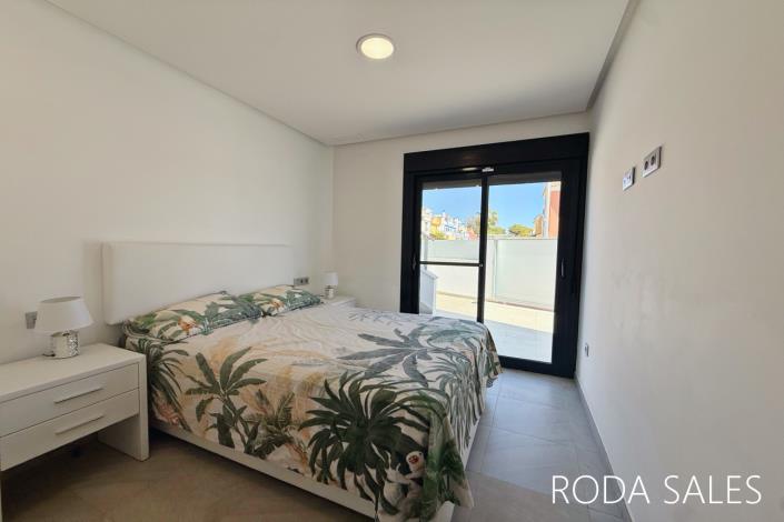 Image No.21-3 Bed Villa / Detached for sale