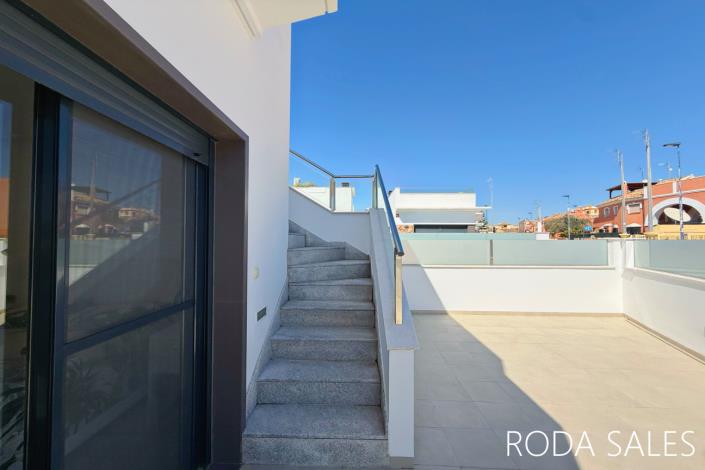 Image No.28-3 Bed Villa / Detached for sale