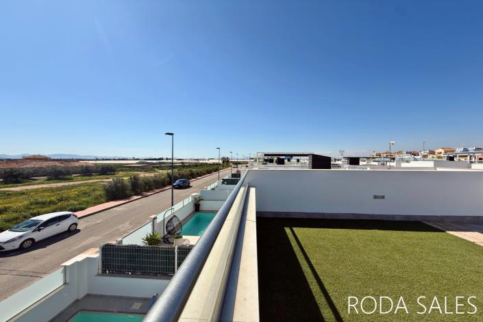 Image No.34-3 Bed Villa / Detached for sale