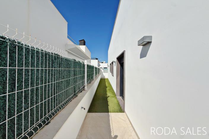 Image No.35-3 Bed Villa / Detached for sale