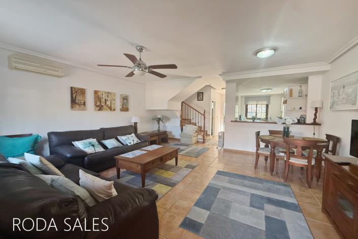 Image No.8-Maison de ville de 3 chambres à vendre à Roda