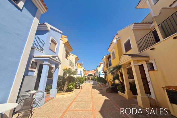 Image No.19-Maison de ville de 3 chambres à vendre à Roda