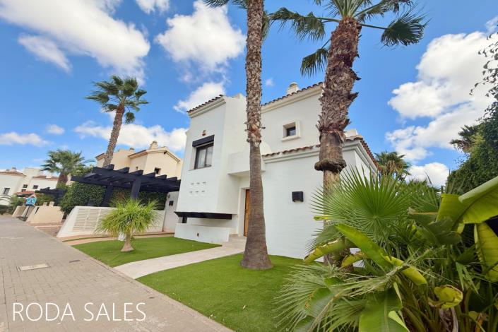 Image No.4-4 Bed Villa / Detached for sale