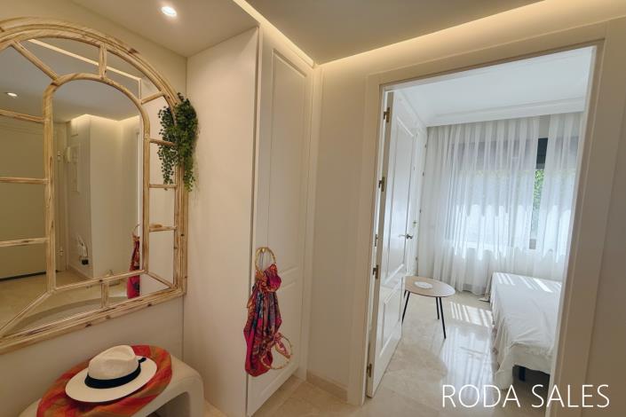 Image No.6-4 Bed Villa / Detached for sale