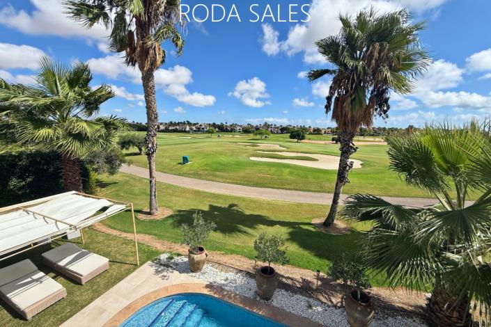 Image No.51-4 Bed Villa / Detached for sale