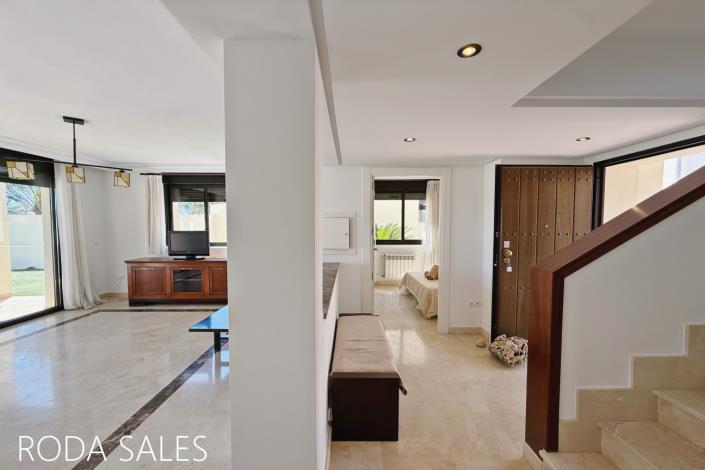 Image No.6-3 Bed Villa / Detached for sale