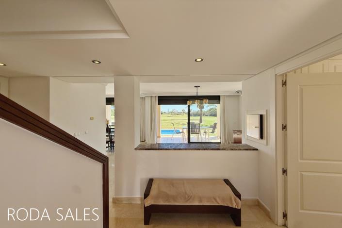 Image No.9-3 Bed Villa / Detached for sale