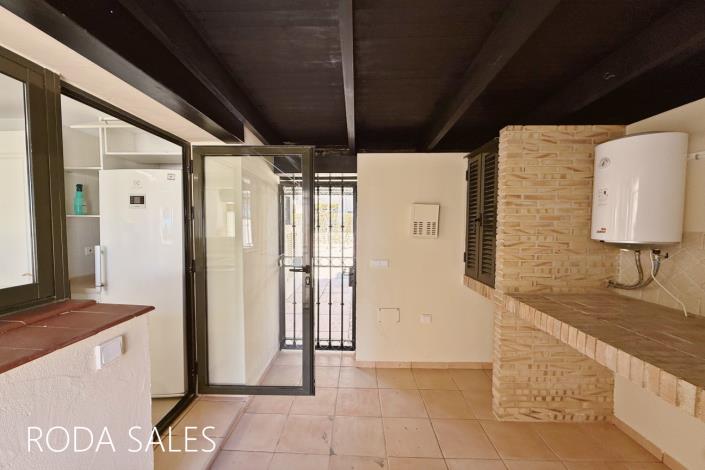 Image No.13-3 Bed Villa / Detached for sale