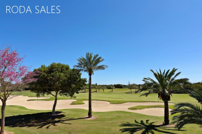 Image No.31-3 Bed Villa / Detached for sale