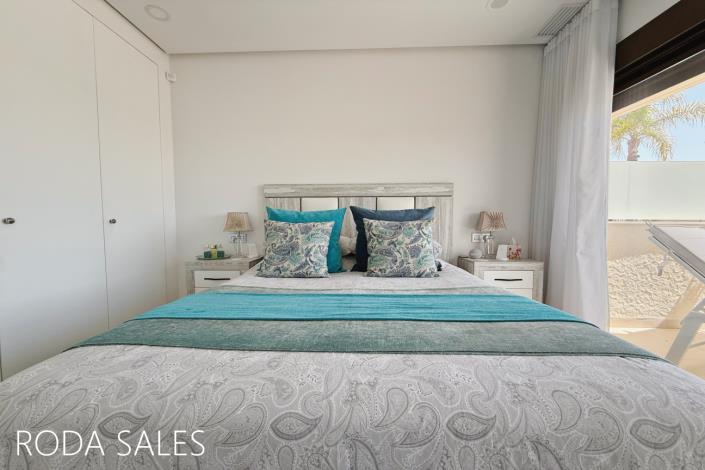 Image No.21-2 Bed Apartment for sale