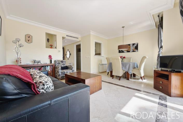 Image No.12-2 Bed Townhouse for sale