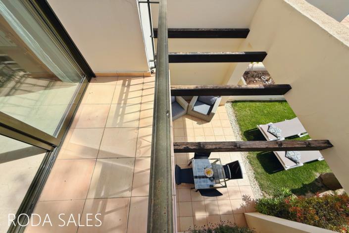 Image No.25-2 Bed Townhouse for sale
