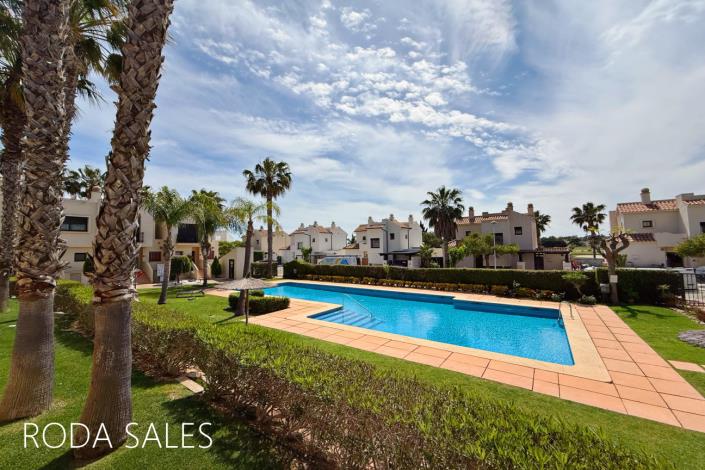 Image No.34-2 Bed Townhouse for sale