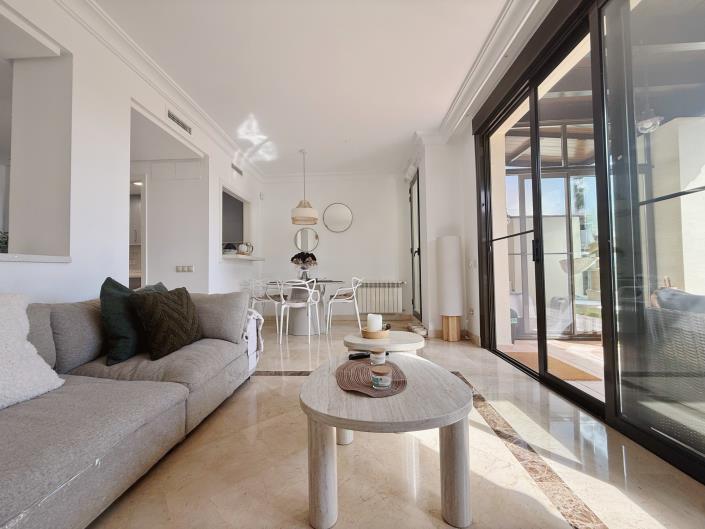 Image No.8-3 Bed Townhouse for sale