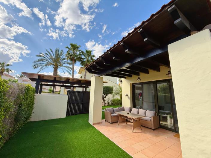 Image No.37-3 Bed Townhouse for sale