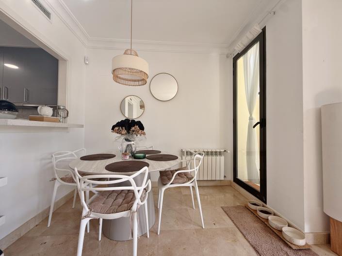 Image No.13-3 Bed Townhouse for sale
