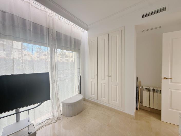 Image No.3-3 Bed Townhouse for sale