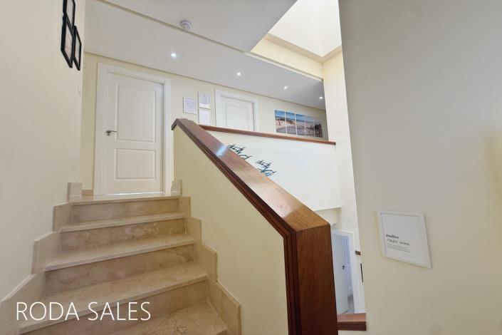 Image No.32-4 Bed Villa / Detached for sale