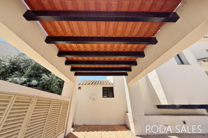 Image No.5-4 Bed Villa / Detached for sale