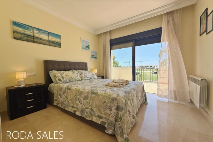 Image No.36-4 Bed Villa / Detached for sale