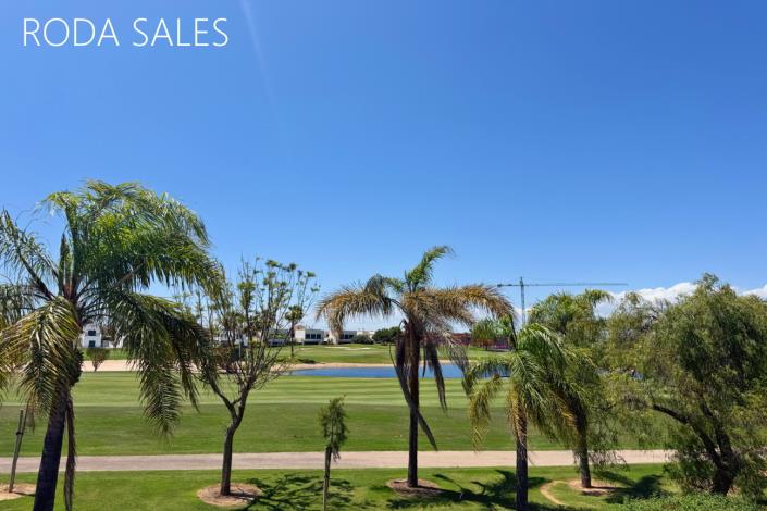 Image No.46-4 Bed Villa / Detached for sale