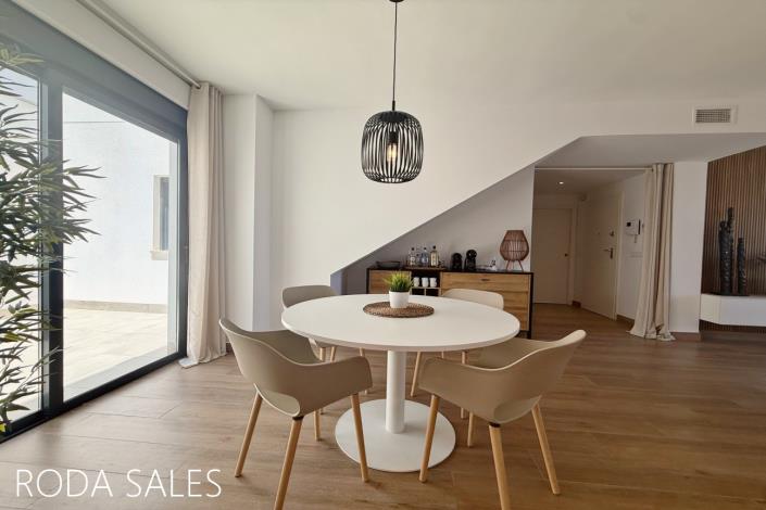 Image No.18-3 Bed Villa / Detached for sale