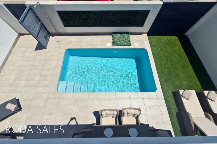 Image No.49-3 Bed Villa / Detached for sale