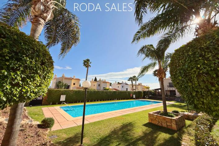 Image No.38-2 Bed Townhouse for sale