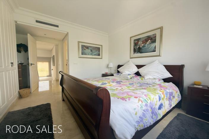 Image No.16-3 Bed Villa for sale