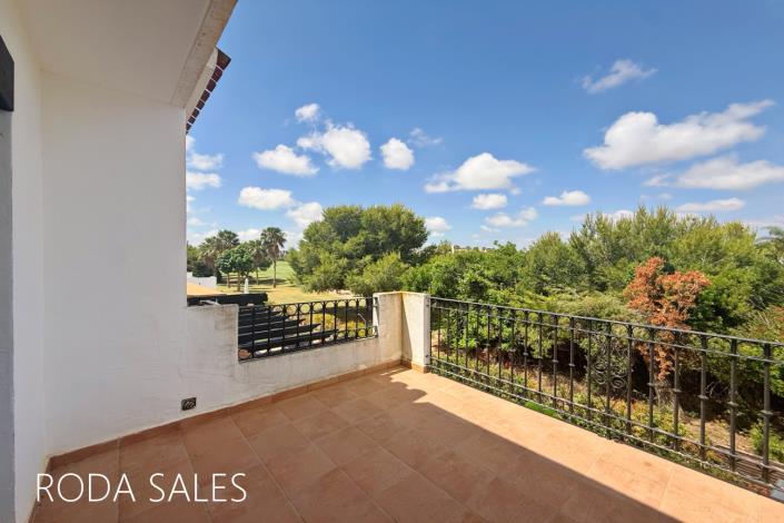 Image No.24-3 Bed Villa for sale