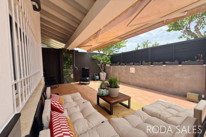 Image No.4-4 Bed Semi-Detached for sale