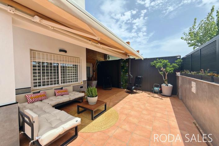 Image No.6-4 Bed Semi-Detached for sale