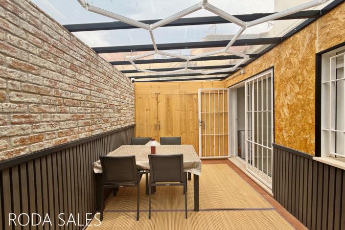 Image No.27-4 Bed Semi-Detached for sale