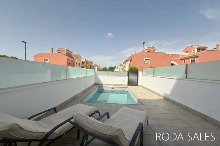 Image No.4-2 Bed Townhouse for sale